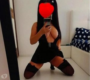 Anelia massage sexy à Gaillon, 27